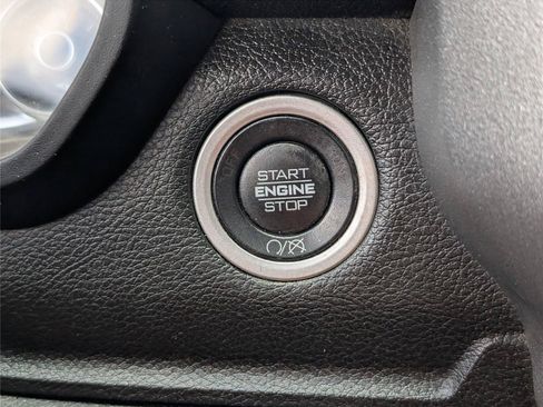 Used 2021 RAM 2500 Tradesman w/ Chrome Appearance Group AWD/4WD image 26