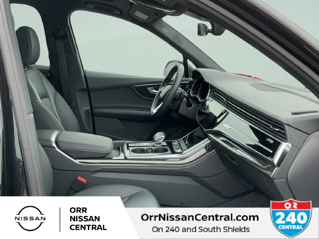 Used 2025 Audi Q7 3.0T Premium Plus AWD/4WD image 11