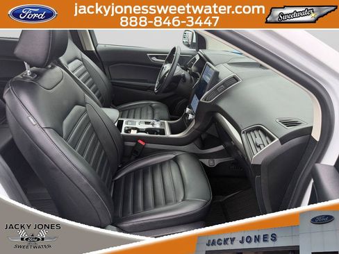 Certified 2024 Ford Edge SEL w/ Convenience Package AWD/4WD image 15