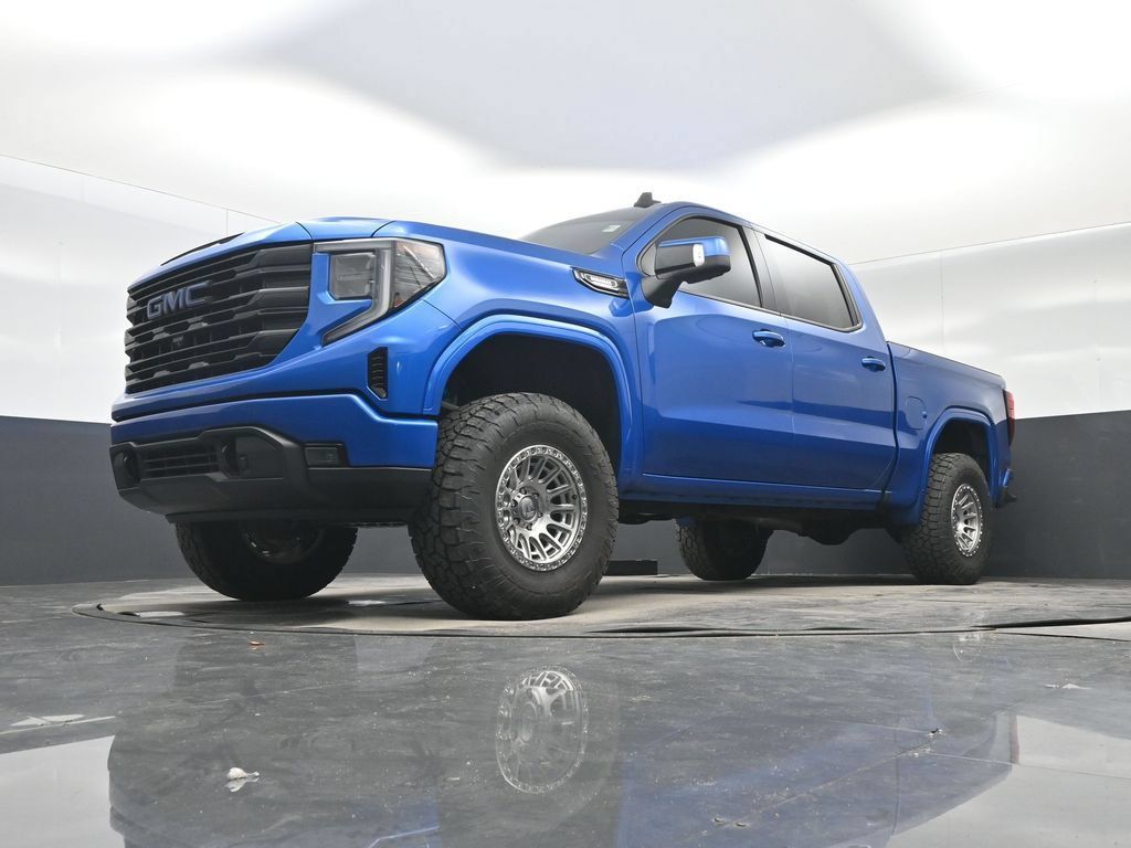 Used 2022 GMC Sierra 1500 Elevation w/ Elevation Premium Package AWD/4WD image 25