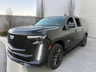 Used 2023 Cadillac Escalade ESV V w/ LPO, ONYX Package