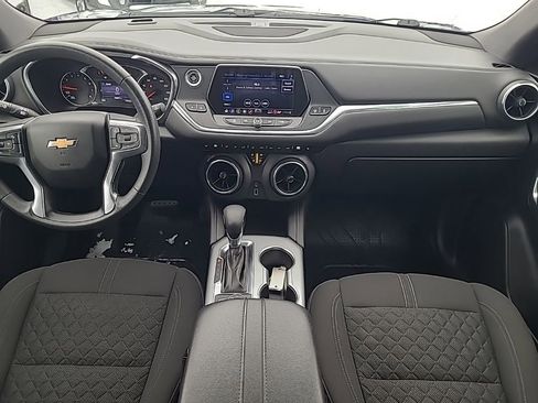 Used 2022 Chevrolet Blazer LT image 12