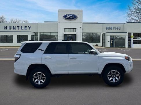 Used 2023 Toyota 4Runner TRD Off-Road Premium w/ Off Road Premium Plus Package AWD/4WD image 5