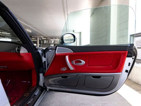 Used 2001 BMW Z8 RWD image 36