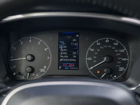 Used 2024 Toyota Corolla SE image 23