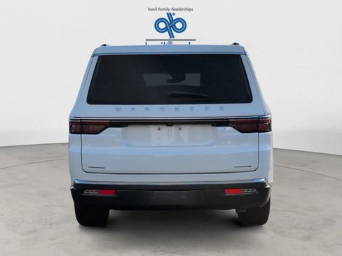 Used 2022 Jeep Wagoneer Series I w/ Convenience Group I image 6