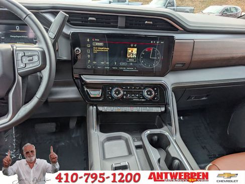 Used 2024 GMC Sierra 3500 Denali Ultimate image 26