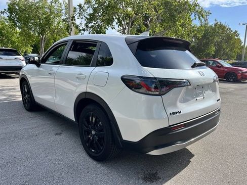 Used 2026 Honda HR-V Sport image 4