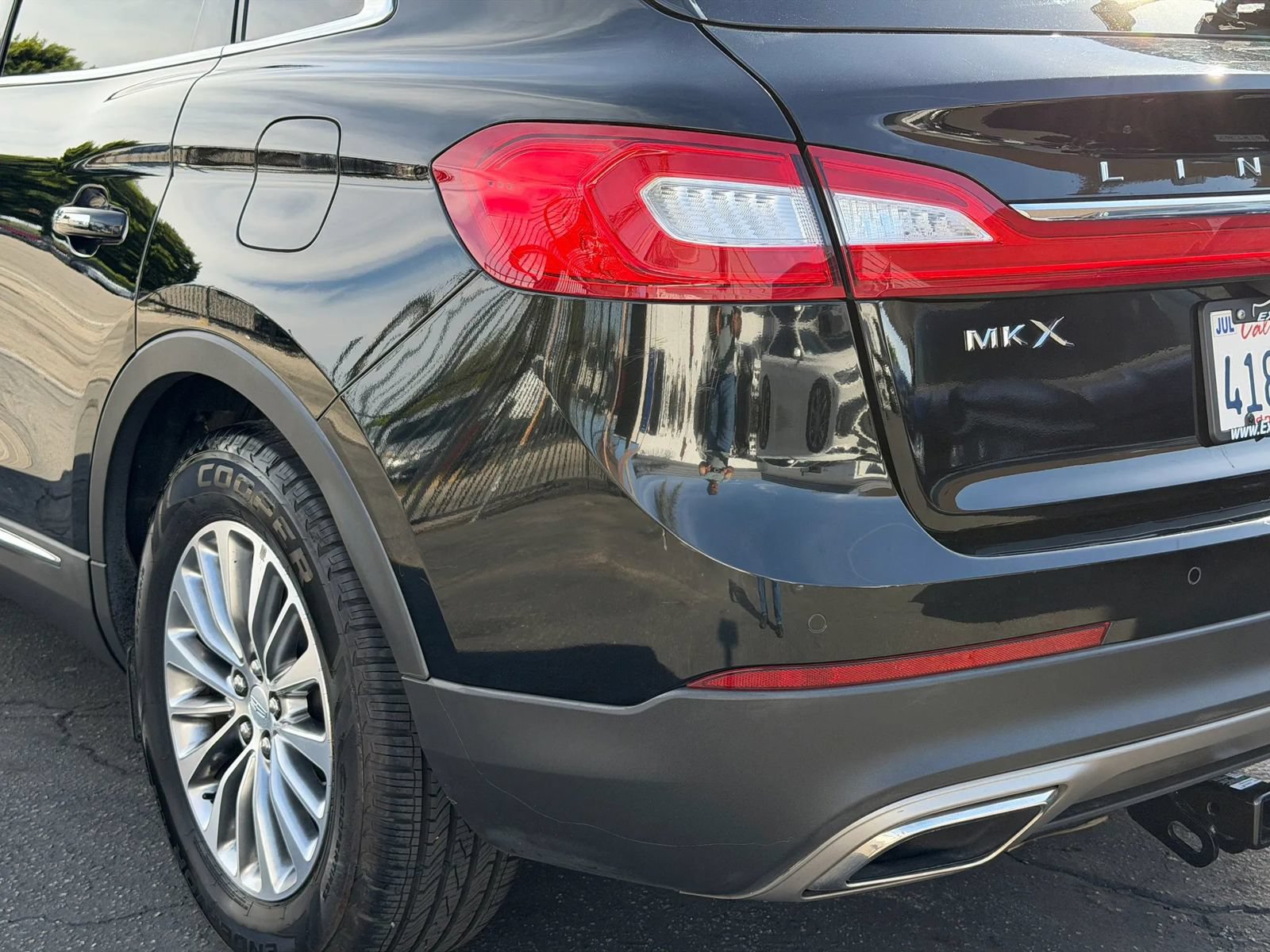 Used 2016 Lincoln MKX Select FWD image 25