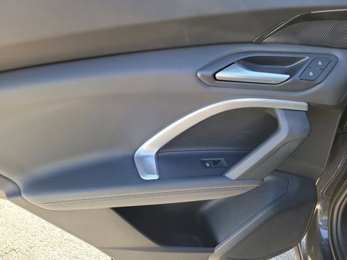 Certified 2025 Audi Q5 Premium w/ Convenience Package image 12