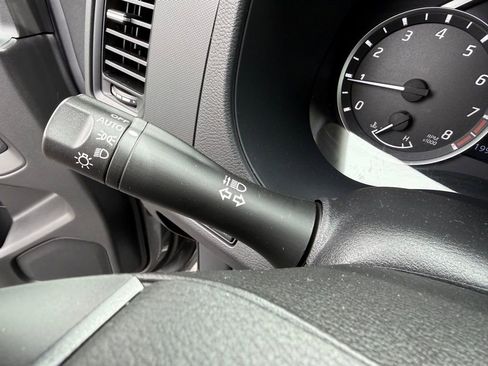 Used 2022 Nissan Frontier S w/ Technology Package image 27