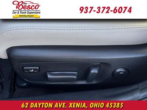 Used 2016 Toyota Avalon Limited w/ Protection Package image 12