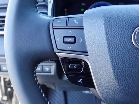 Certified 2025 Toyota Camry SE image 13