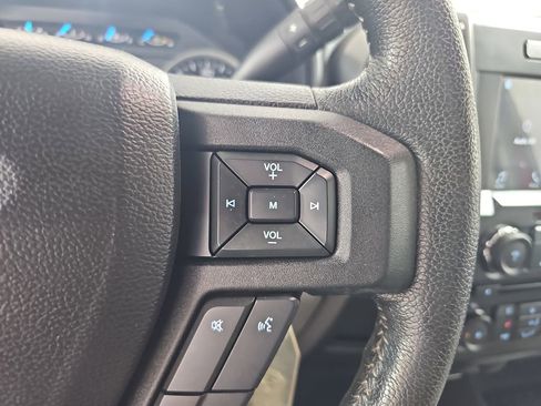 Used 2016 Ford F150 XLT w/ Equipment Group 302A Luxury AWD/4WD image 22