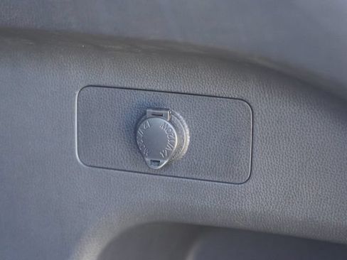 Used 2024 Toyota RAV4 XLE AWD/4WD image 44