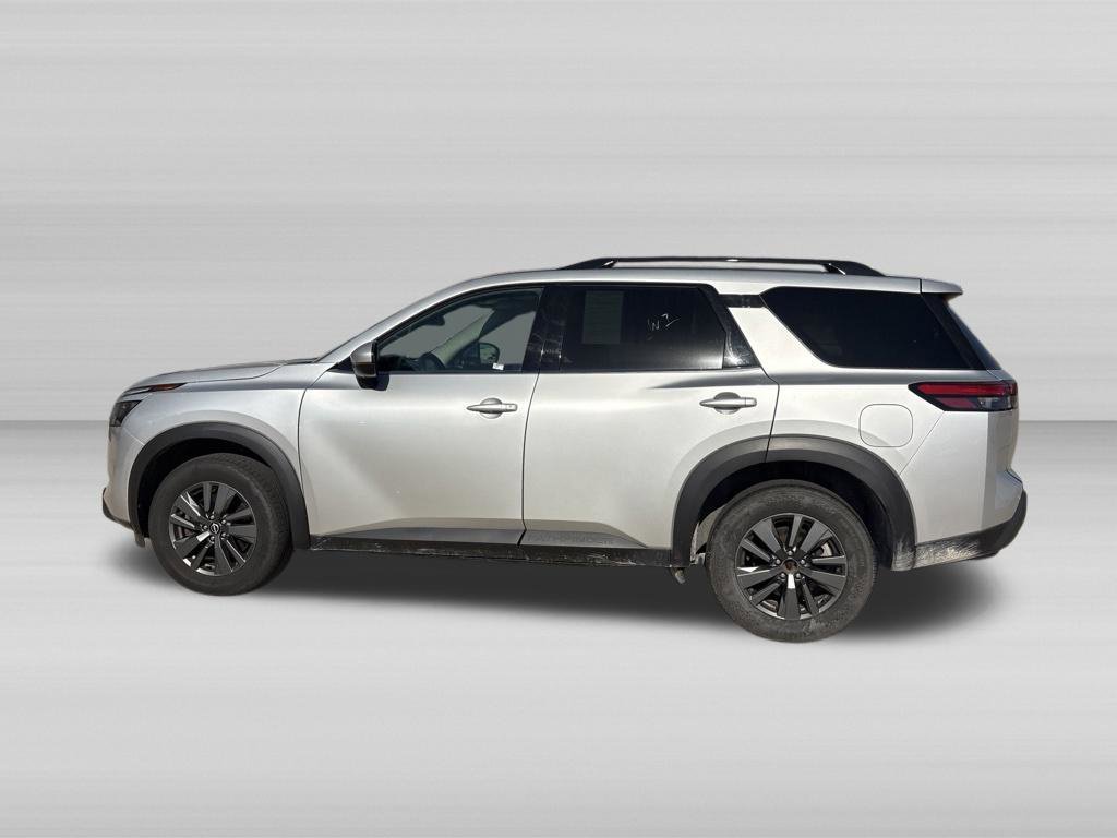 Used 2024 Nissan Pathfinder SV AWD/4WD image 7
