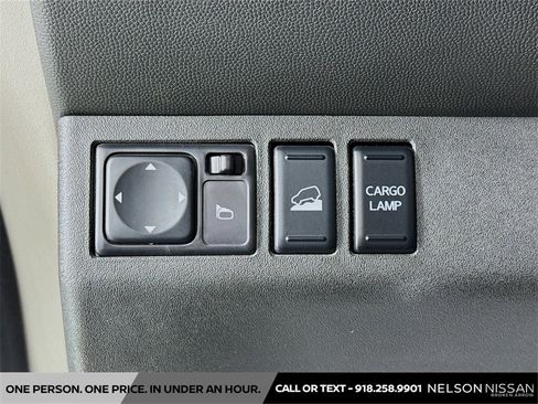 Used 2014 Nissan Frontier PRO-4X w/ Pro-4x Luxury Package image 10