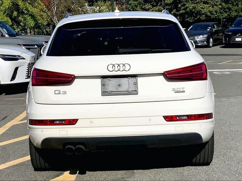 Used 2018 Audi Q3 2.0T Premium Plus w/ Premium Plus Package AWD/4WD image 5