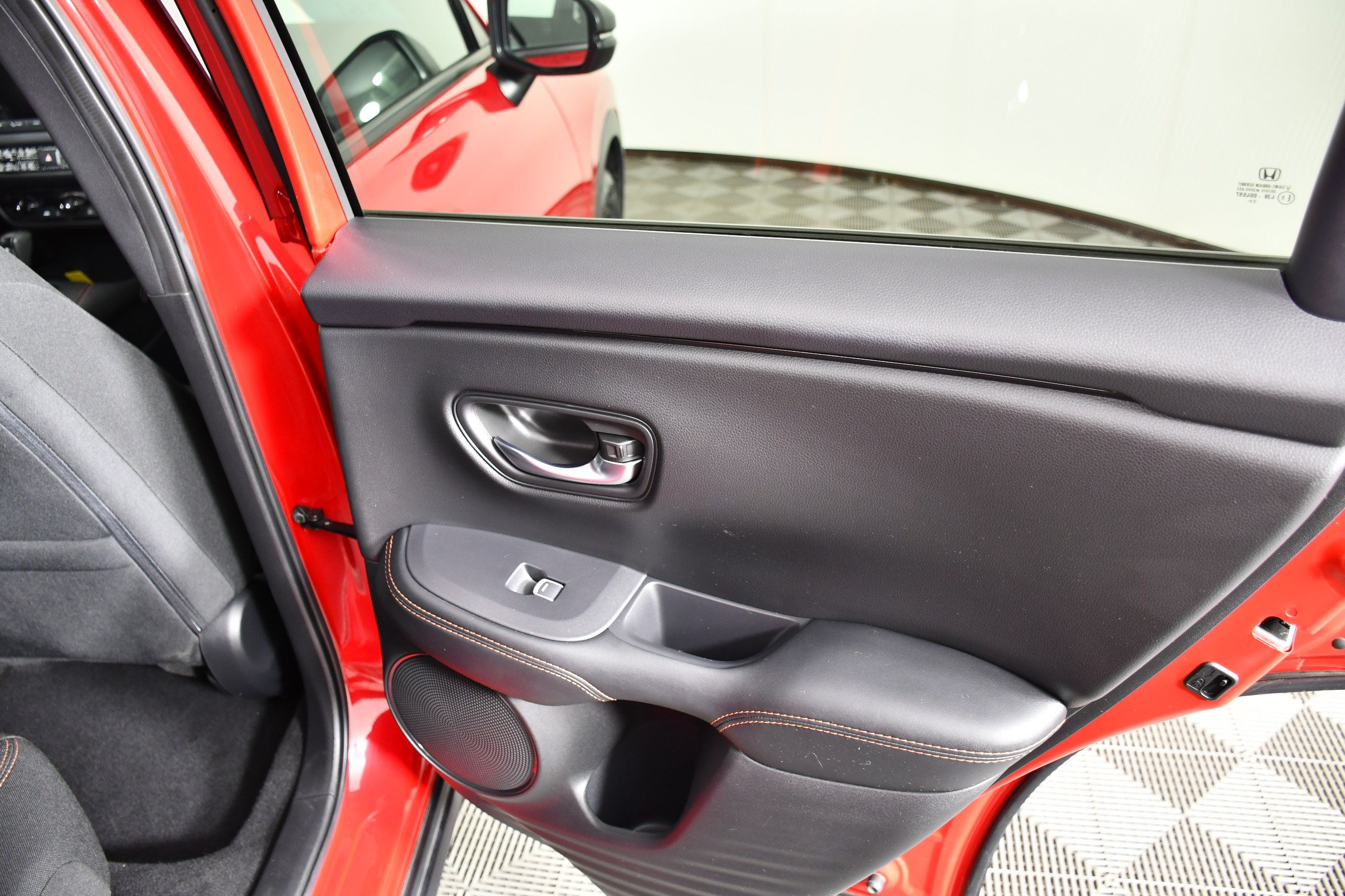 Certified 2024 Honda HR-V Sport image 40