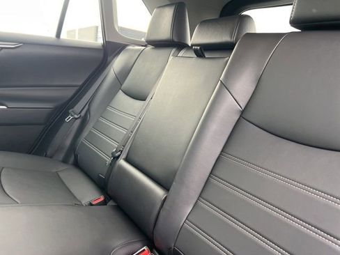 Used 2023 Toyota RAV4 XLE Premium image 30