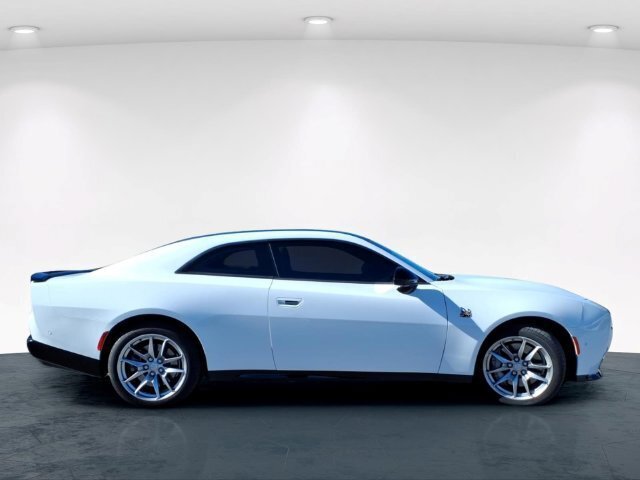 Used 2026 Dodge Charger Scat Pack AWD/4WD image 7