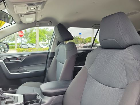 Certified 2025 Toyota RAV4 XLE AWD/4WD image 24