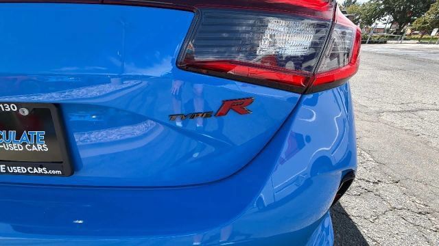 Used 2023 Honda Civic Type R image 15