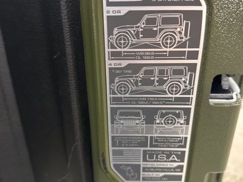 Used 2024 Jeep Wrangler Unlimited Sahara w/ Safety Group image 22