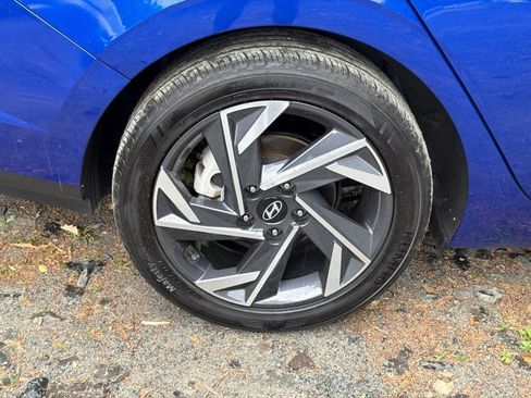 Certified 2025 Hyundai Elantra Sport FWD image 7