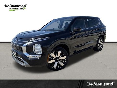 New 2025 Mitsubishi Outlander SE image 1