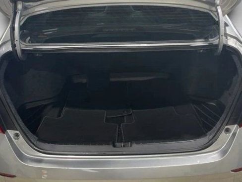 Used 2022 Honda Accord Sport image 9