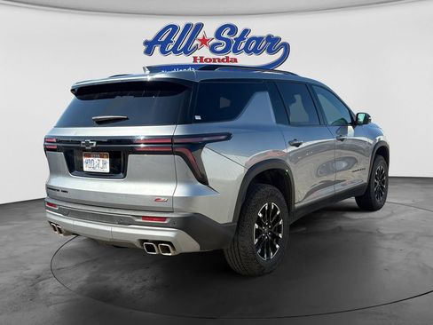 Used 2025 Chevrolet Traverse Z71 AWD/4WD image 6