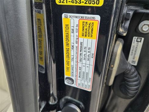 Used 2014 Cadillac SRX Performance w/ Driver Awareness Package image 16