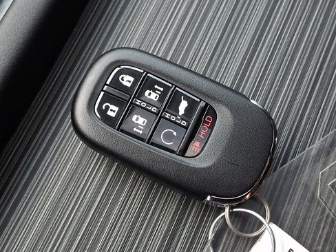 New 2026 Honda Odyssey Sport-L image 3