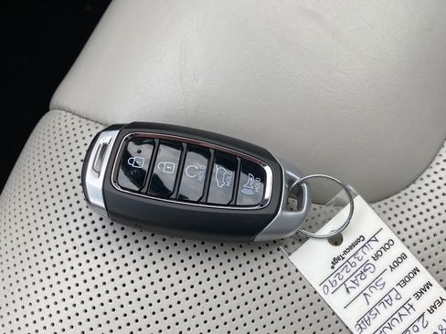 Used 2022 Hyundai Palisade Limited AWD/4WD image 21