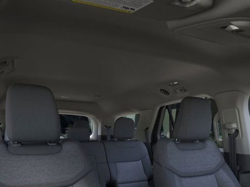 New 2026 Ford Explorer Active image 22