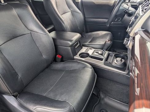 Used 2020 Toyota 4Runner Limited AWD/4WD image 10