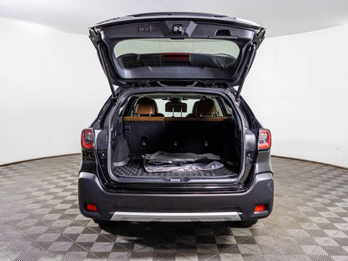 Used 2024 Subaru Outback Touring XT AWD/4WD image 46