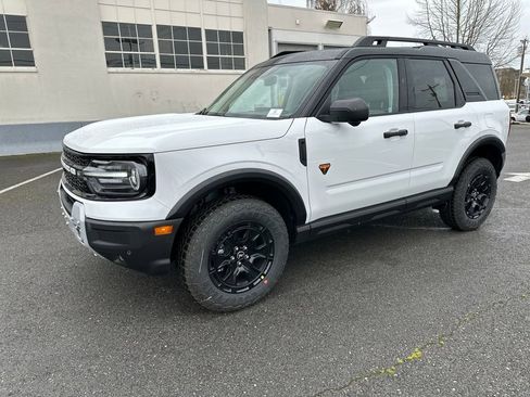 New 2026 Ford Bronco Sport Badlands w/ Sasquatch Badlands Package AWD/4WD image 2