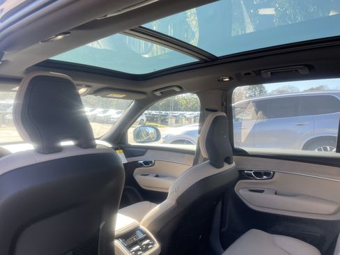 New 2026 Volvo XC90 B6 Plus image 13