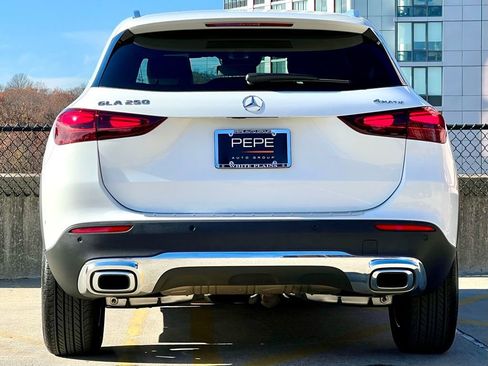 Certified 2026 Mercedes-Benz GLA 250 GLA 250 image 6