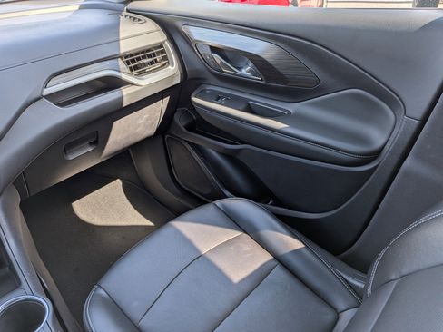 Certified 2024 GMC Terrain SLT image 15