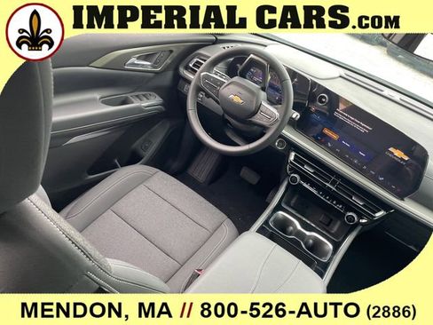 New 2026 Chevrolet Traverse LT w/ LPO, Floor Liner Package AWD/4WD image 20