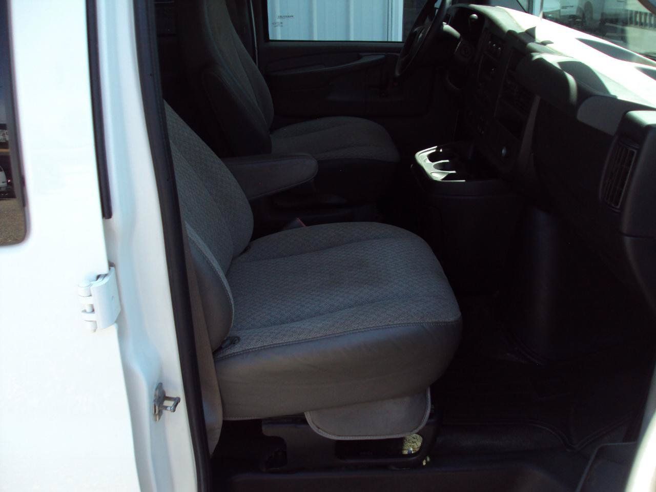 Used 2013 Chevrolet Express 1500 LT w/ LT Preferred Equipment Group AWD/4WD image 15