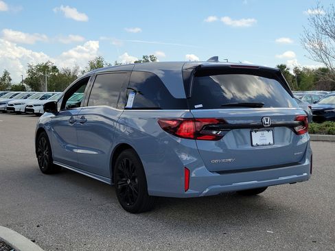 Certified 2025 Honda Odyssey Sport-L image 6