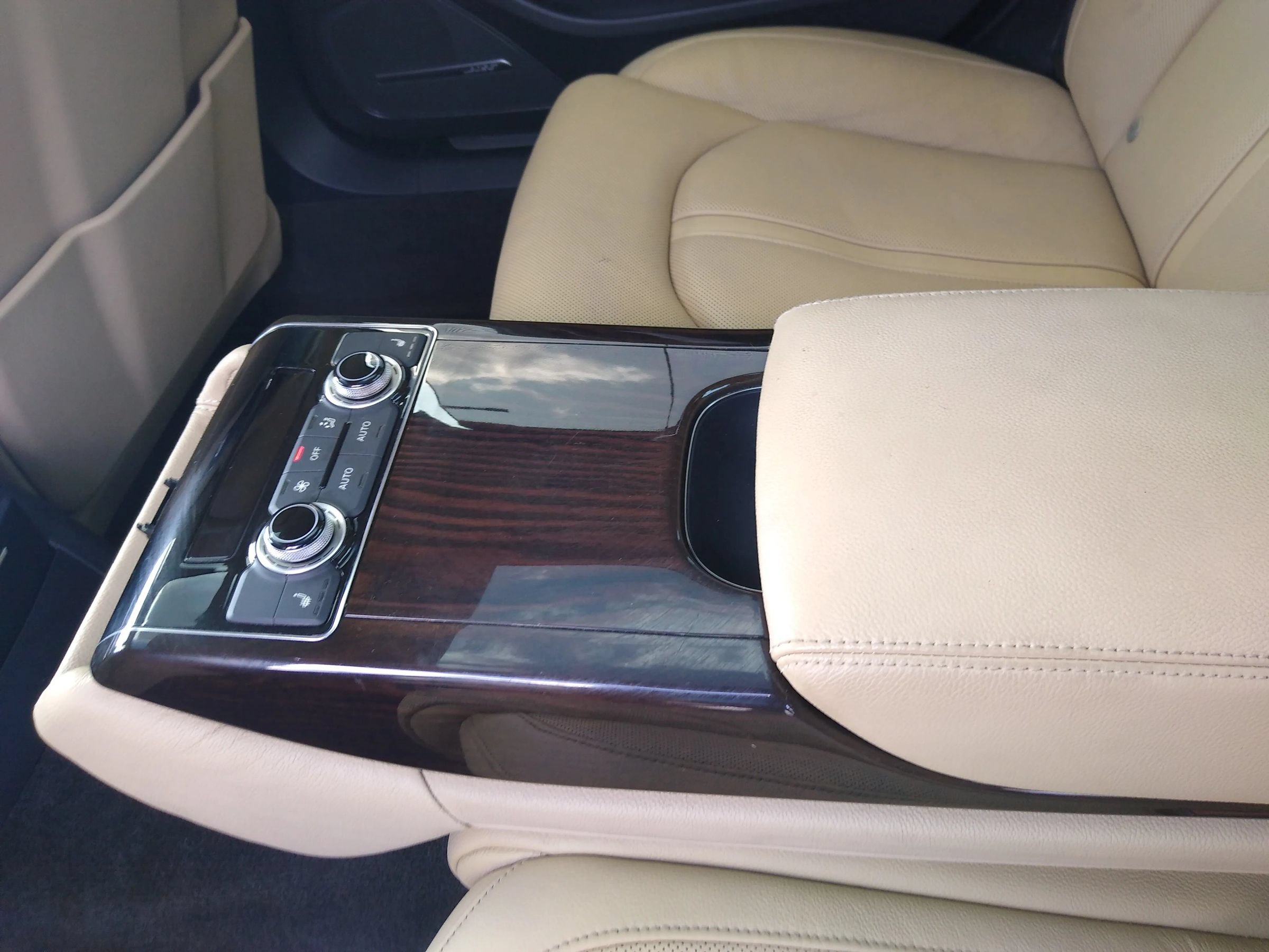 Used 2014 Audi A8 L 3.0T w/ Premium Package AWD/4WD image 14