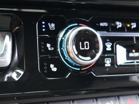 New 2026 GMC Sierra 2500 AT4 w/ AT4 Premium Plus Package image 27