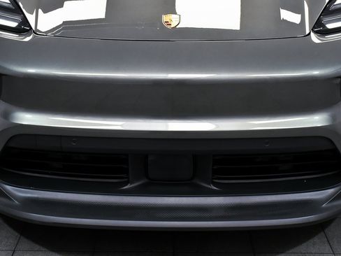 Used 2025 Porsche Macan 4 Electric image 72