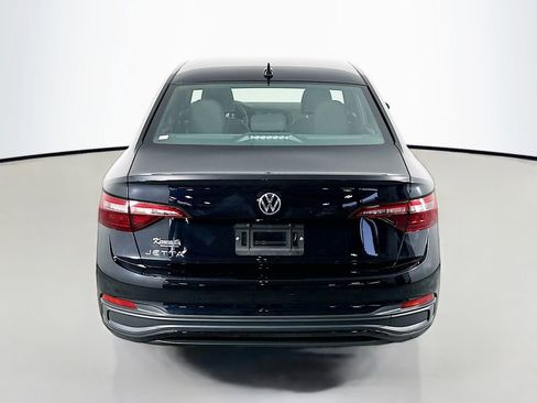Used 2023 Volkswagen Jetta Sport FWD image 6