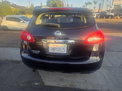 Used 2014 Nissan Rogue S w/ Convenience Package FWD image 4